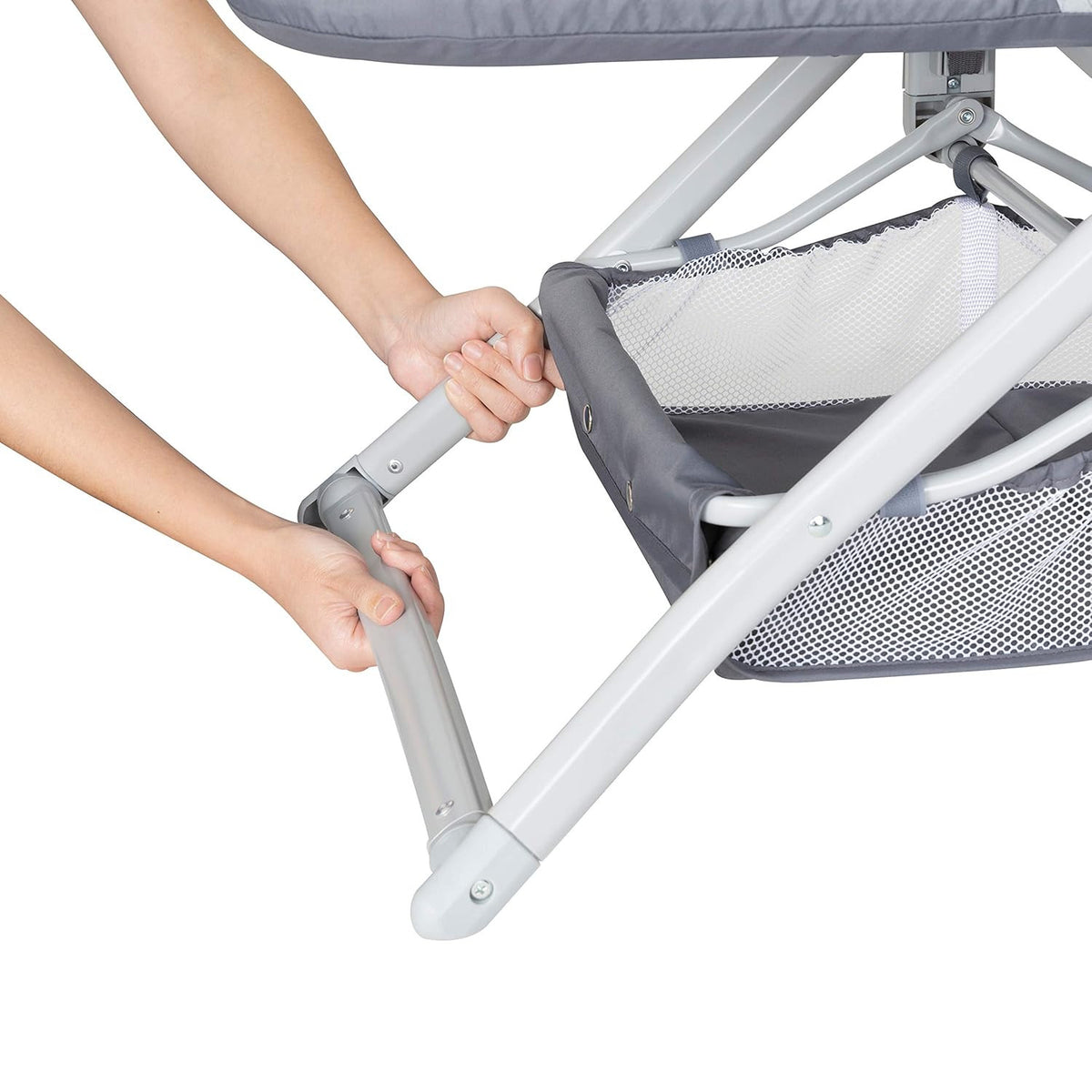 Travel 2-in-1 Fold Rocking Bassinet